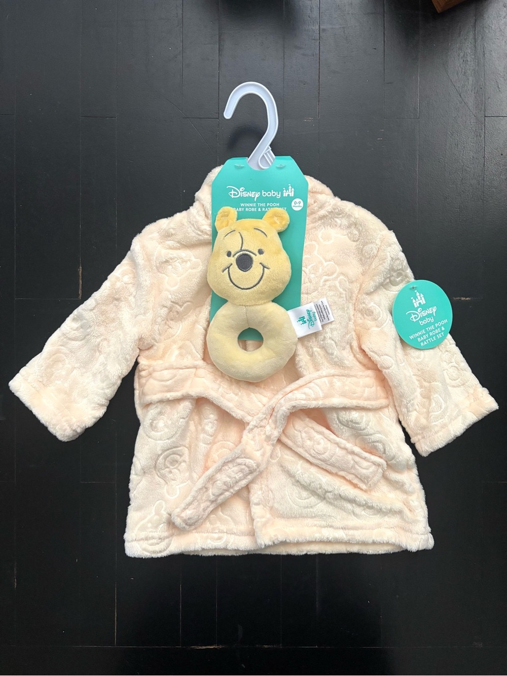 Winnie The Pooh Baby Robe & Rattle Set Size 0-9 Months Yellow Disney Baby NEW